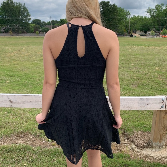 MOSSIMO Sleeveless Halter Dress Crochet Lace Black - Picture 5 of 5